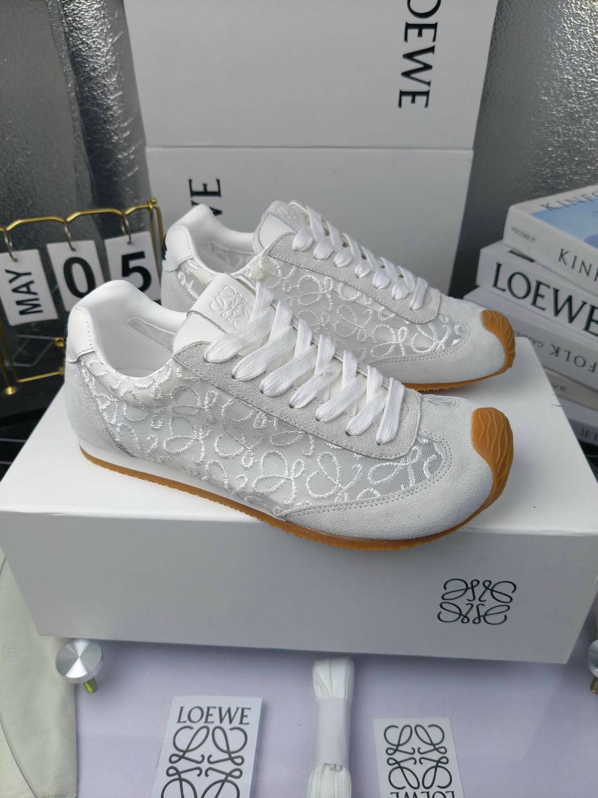 Loewe Classic  Ballet Runner 2-1